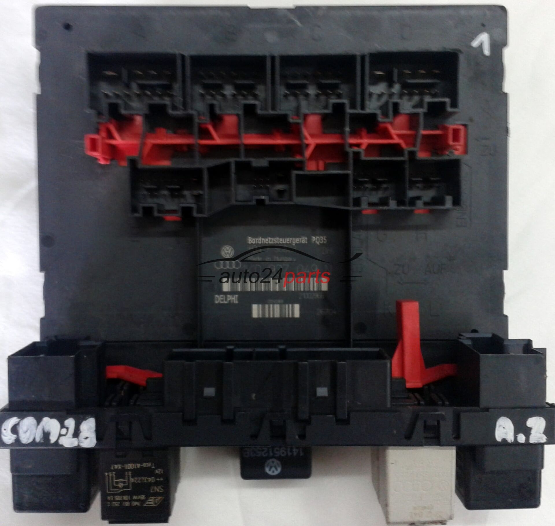 Volkswagen Golf 5 2007 Sonrası Sigorta Kutusu