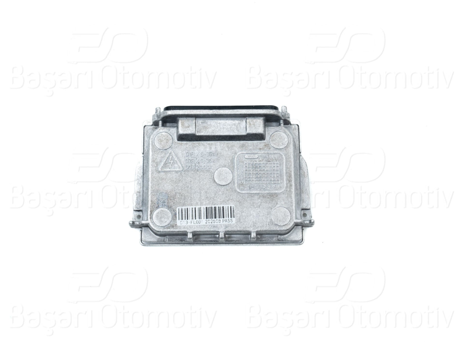 Volkswagen Eos 2006-2011 Scirocco 2008-2014 Passat B6 2008-2010 Passat 2005-2010 Phaeton 2007-2010 Audi Q7 2006-2009 Seat Exeo 2008-2013 Toledo 2004-2009 Leon 2 2005-2012 Altea 2004-2011 XL 2006-2011 Ibiza 2008-2012 Leon 2005-2011 Far Beyni Xenon Sol/Sağ