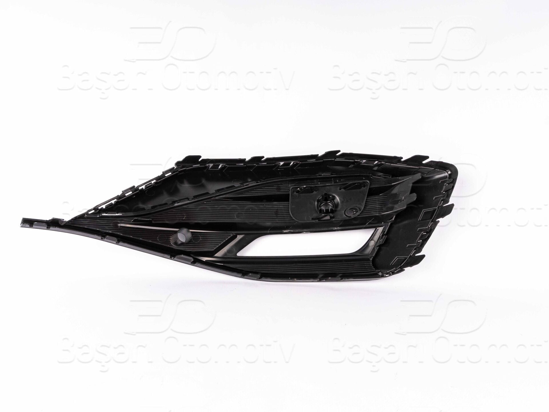 Seat Leon FR (KL1) 2020 Sonrası Tampon Izgarası Ön Sol Sensörlü