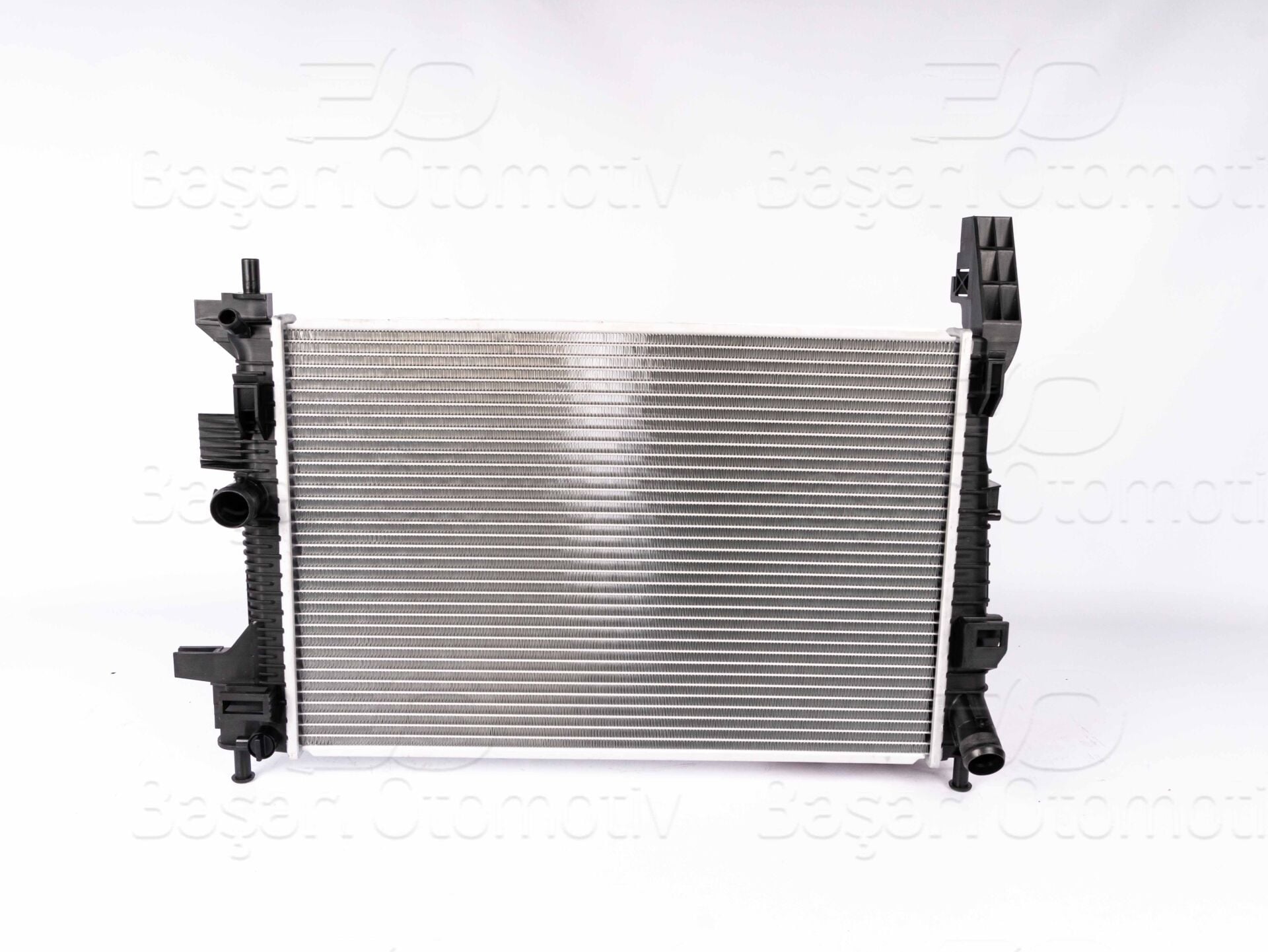 Ford Focus Transit Connect Kuga 1.5 TDCi 1.6 TDCi 2011 ve Sonrası Su Radyatörü Brazing MT 545x358x26 mm