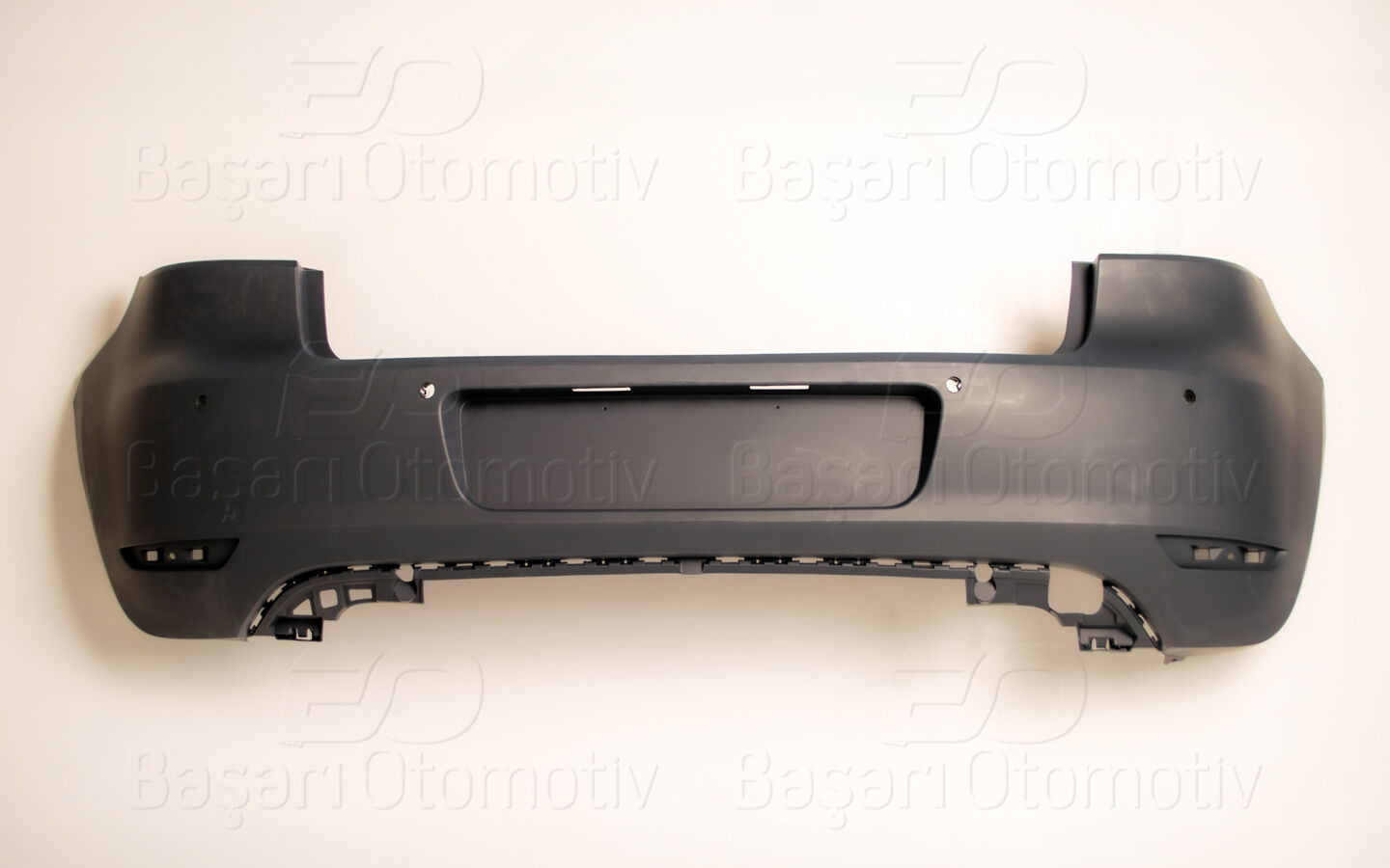 Volkswagen Golf 6 Sensörlü Astarlı Arka Tampon 2008-2013