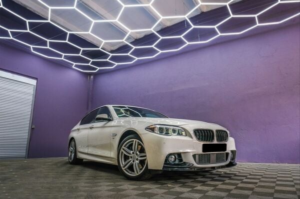 BMW 5 Serisi F10 MT Uyumlu Piano Black Ön Lip