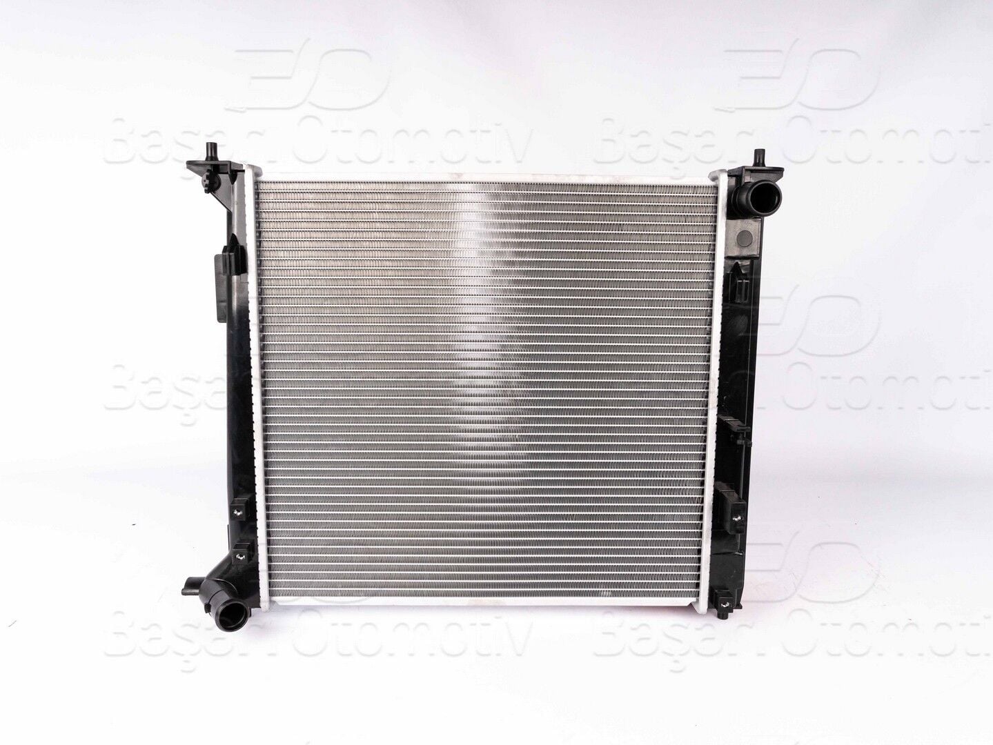 Hyundai Tucson Kia Sportage 1.6 CRDI 1.6 GDI 1.6 T-GDI 2015 Ve Sonrası Su Radyatörü Brazing MT 467x485x26 Mm