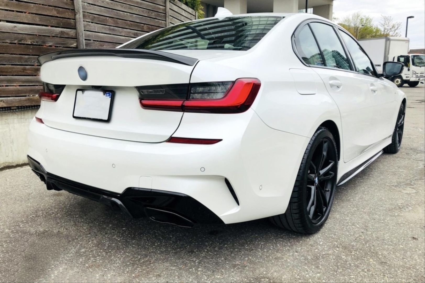 BMW 3 Serisi G20 3.40i 2019+ M-Sport Difüzör ve Siyah Egzoz Seti