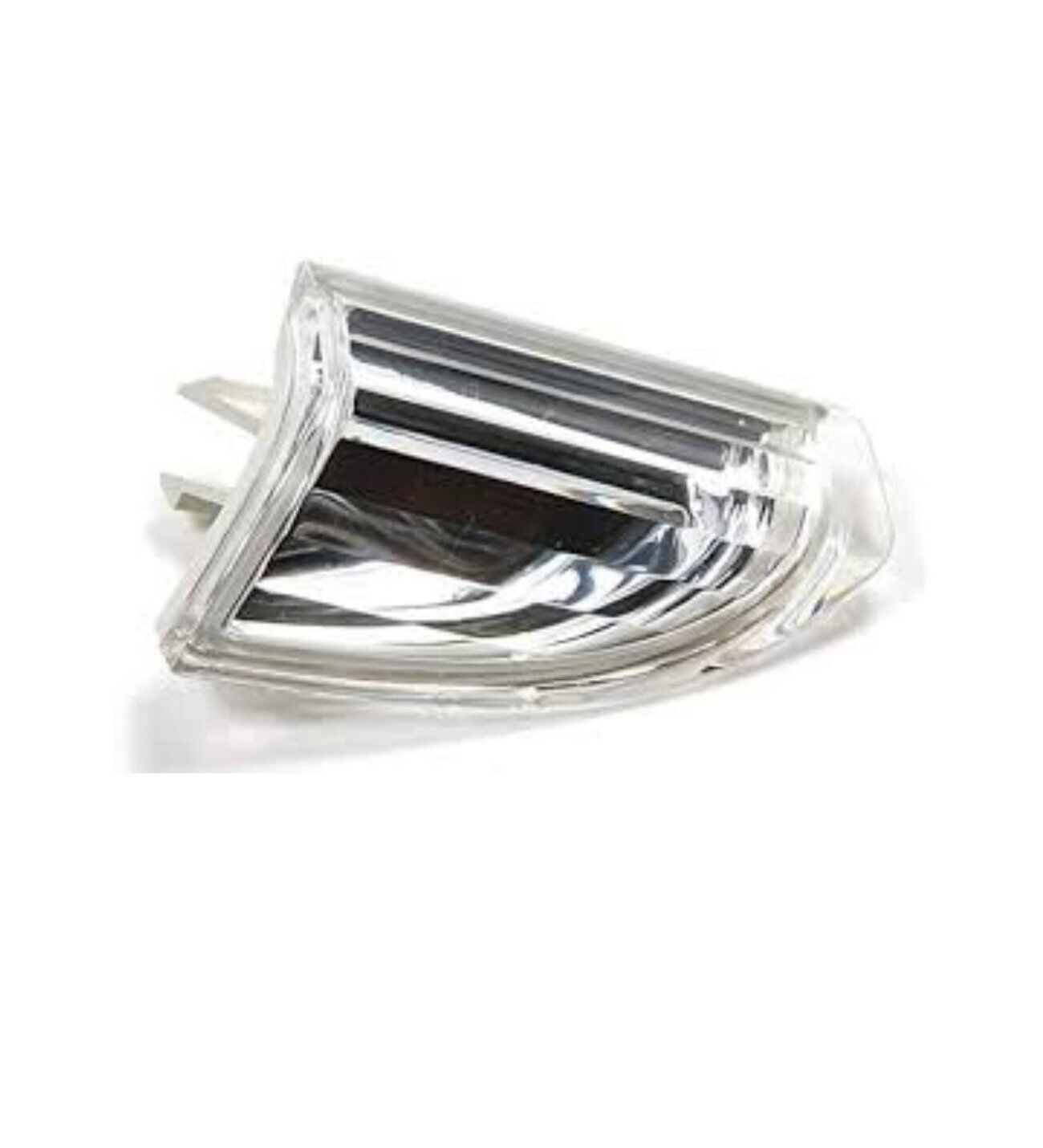 Volkswagen Passat CC 2009-2012 Ön Sol Beyaz Tampon Reflektörü