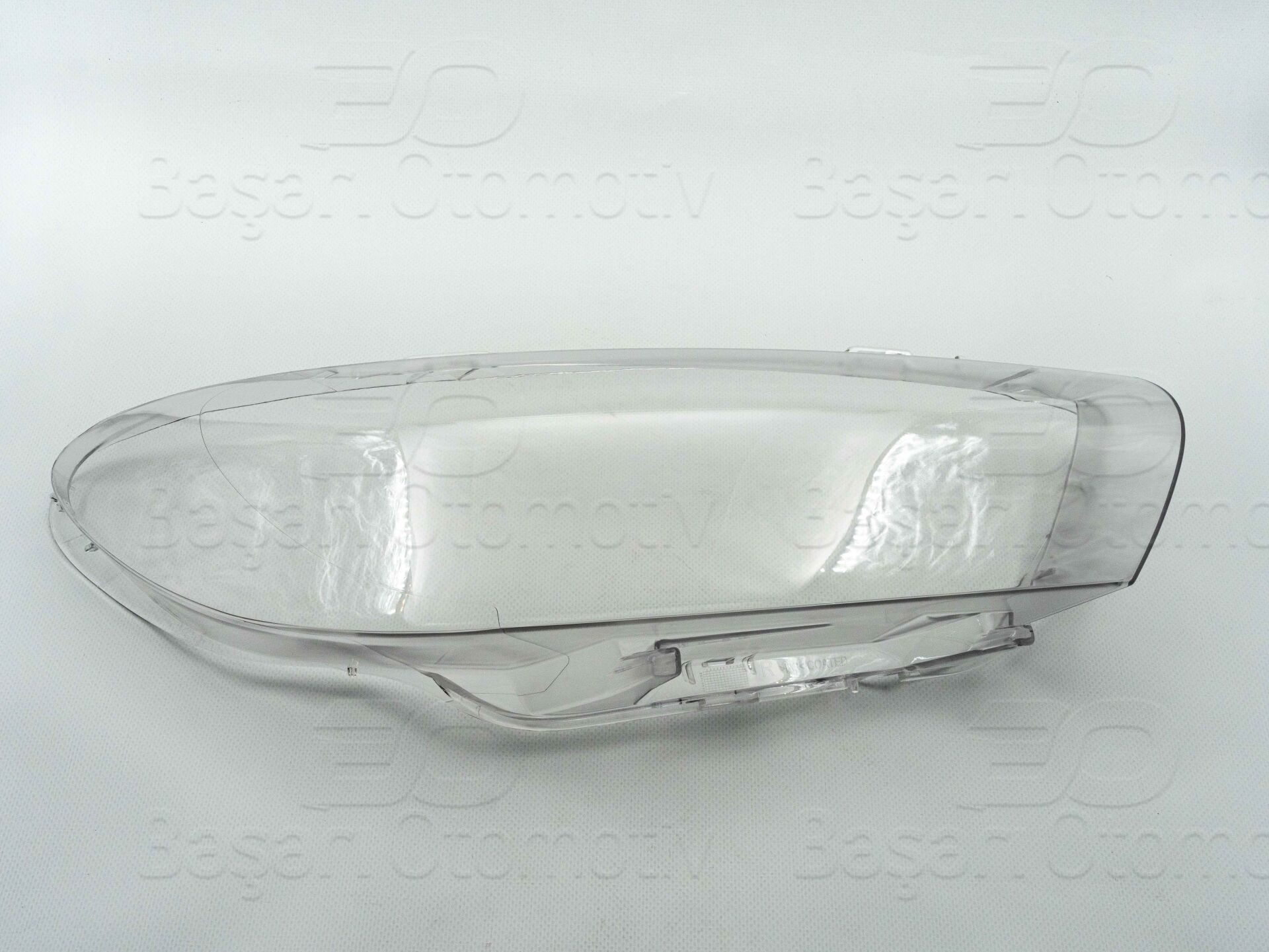 Volkswagen Scirocco 2014 Sonrası Far Camı Sağ