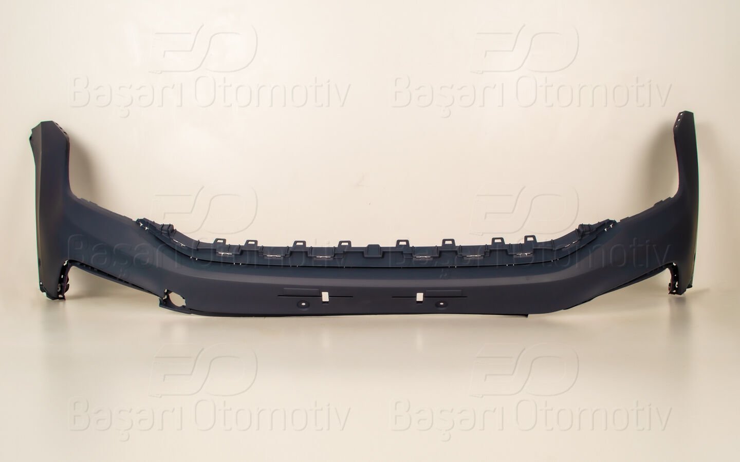 Volkswagen Tiguan R-Line 2022 ve Sonrası Ön Üst Tampon (İki Sensörlü, Astarlı)