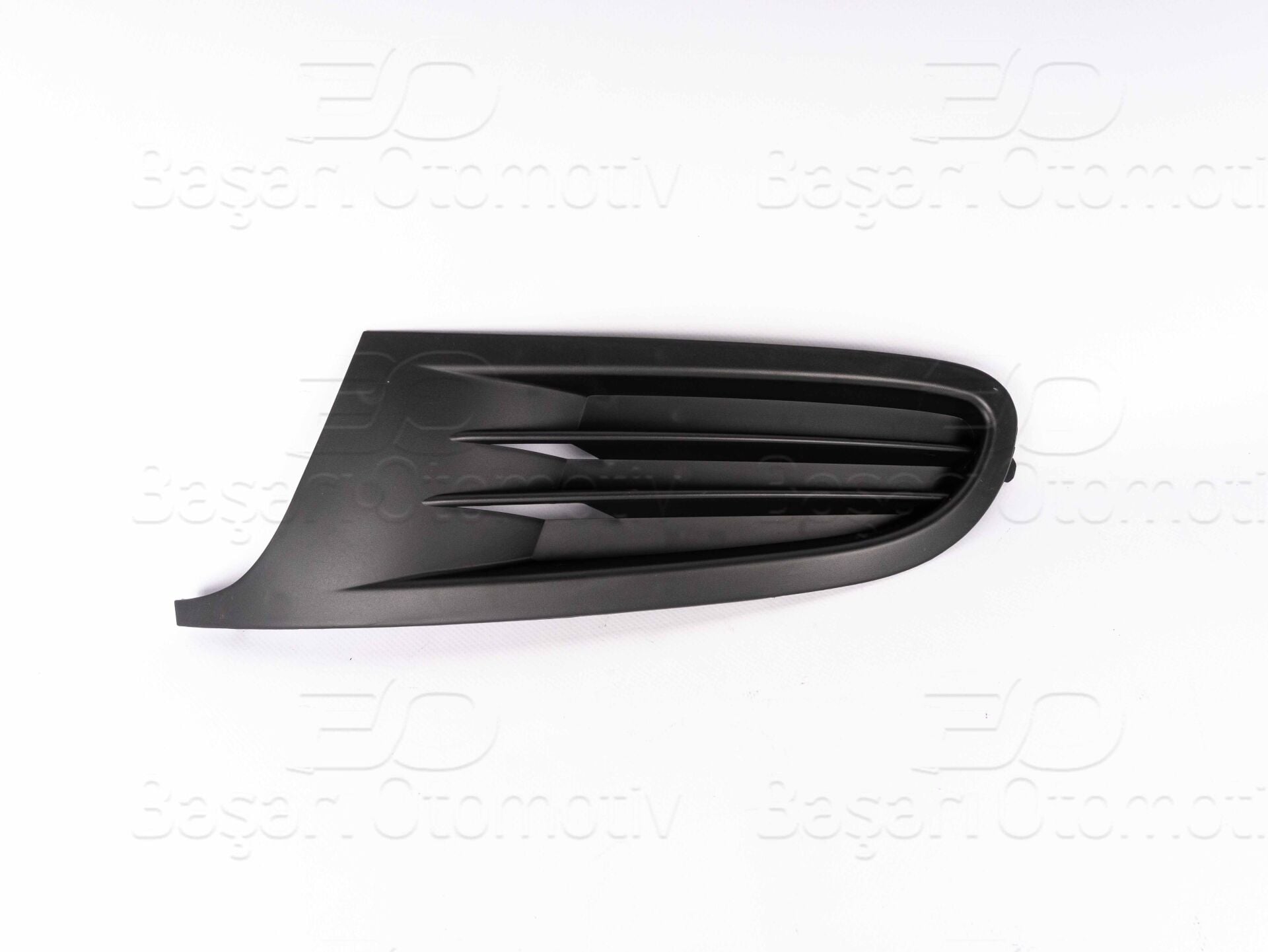 Volkswagen Golf 6 Sol Sissiz Tampon Izgarası 2008-2013