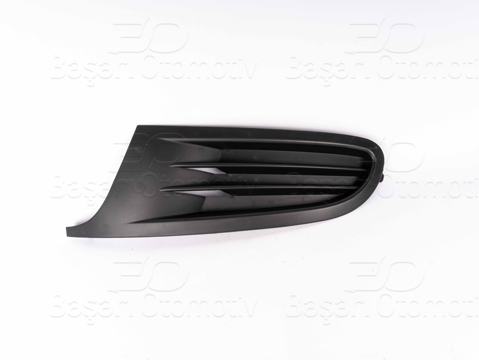 Volkswagen Golf 6 Sol Sissiz Tampon Izgarası 2008-2013