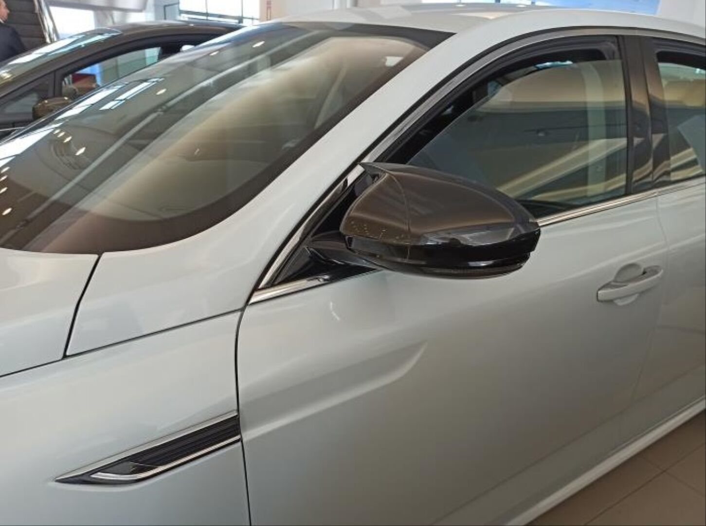 Renault Megane 4 2016 ve Sonrası Uyumlu Yarasa Ayna Kapağı Piano Black