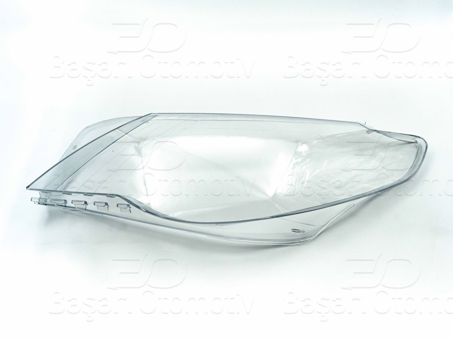 Volkswagen Passat CC 2009 Sonrası Far Camı Sol