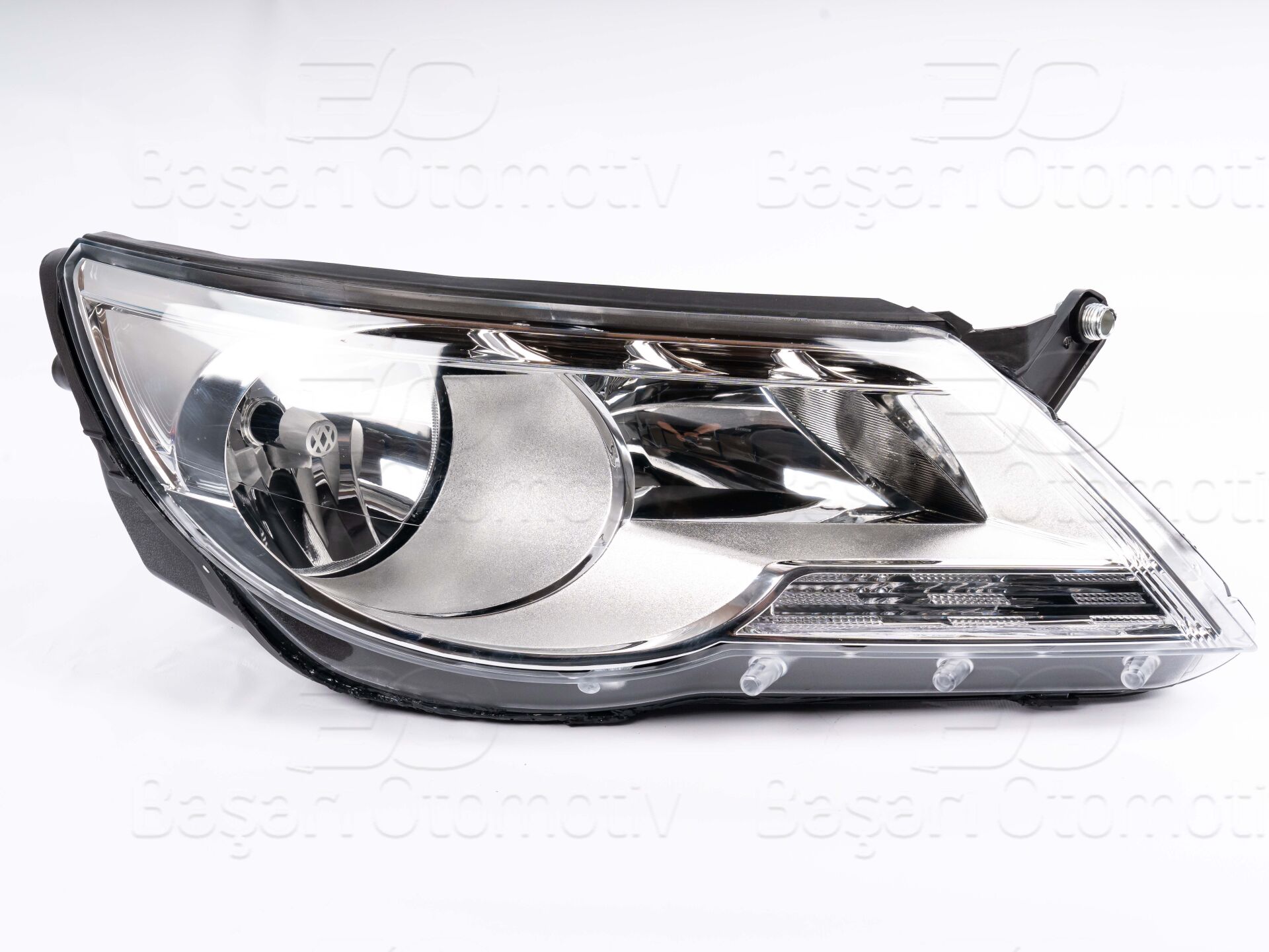 Volkswagen Tiguan 2008 Sonrası Far Ön Sağ (5N1941032AB)