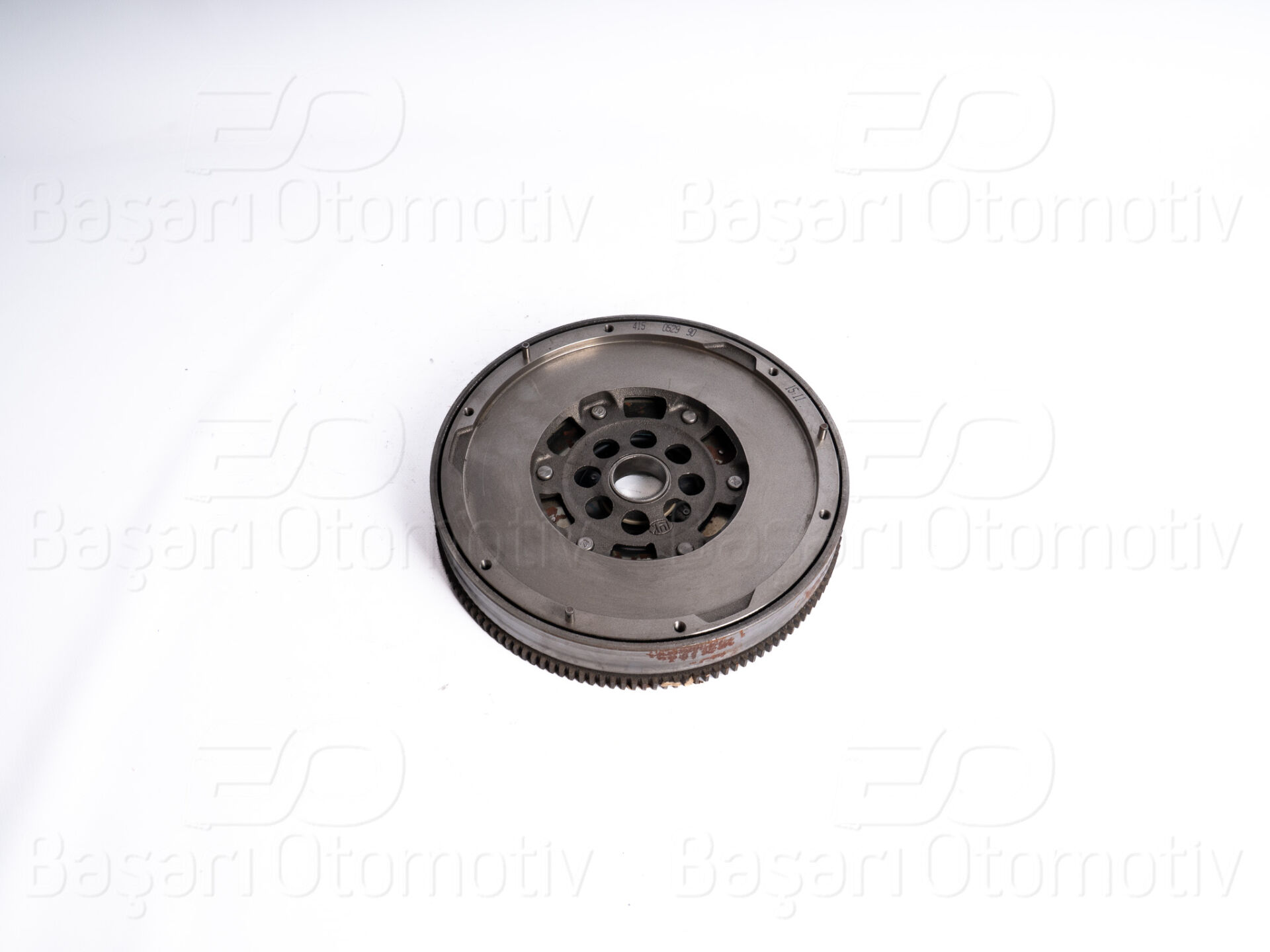 Peugeot 308 407 508 5008 3008 Expert Citroen C4 C5 2.0HDI Volant