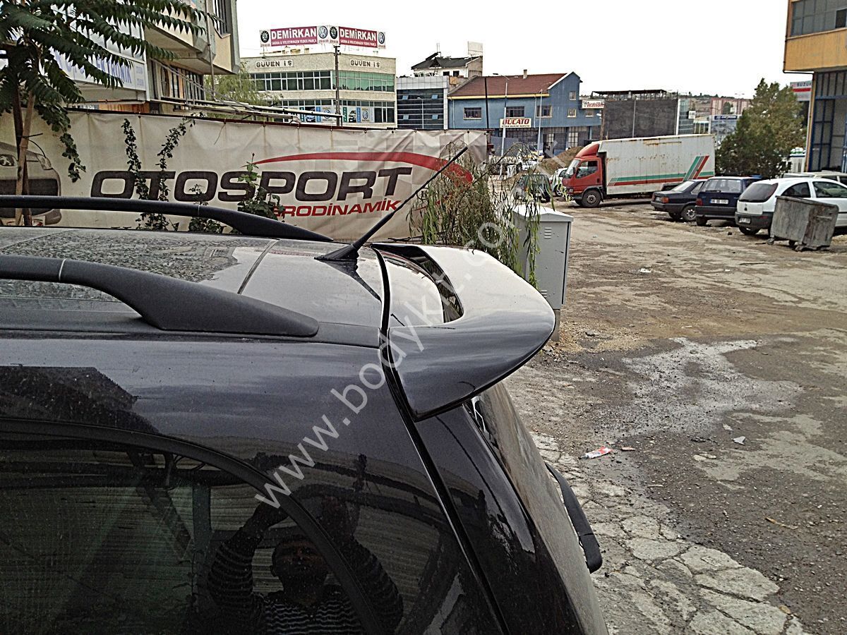 Opel Zafira Uyumlu Yedek Parça Spoiler