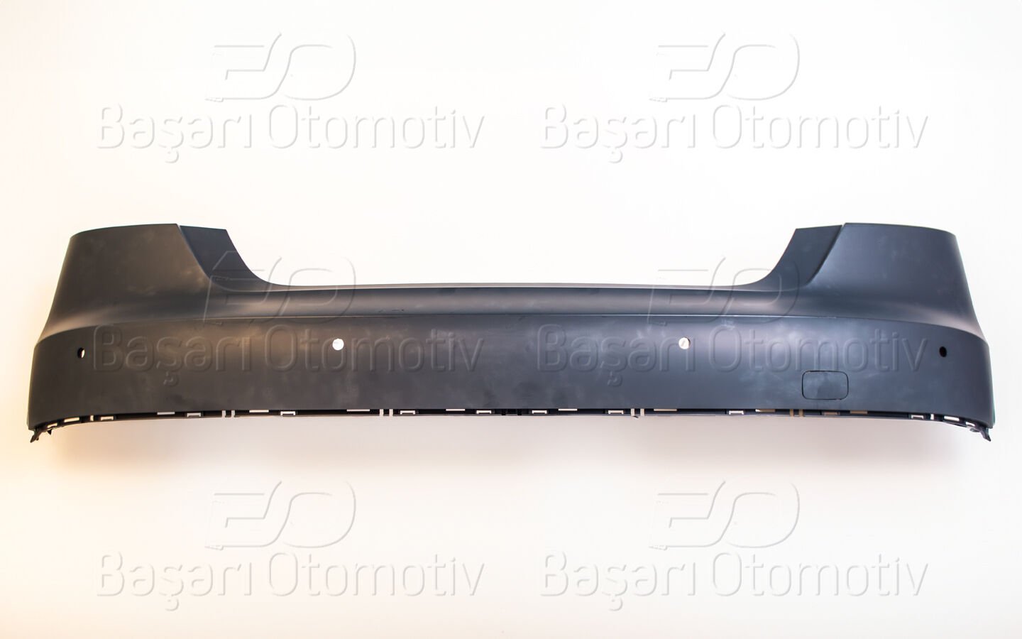 Audi A8 2014 2017 Tampon Arka Sensörlü