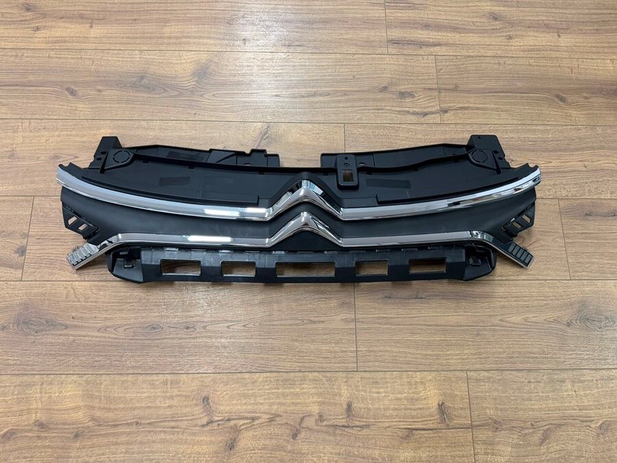 Ön Panjur Krom Kuşaklı Citroen C3 2020- 16737352XT