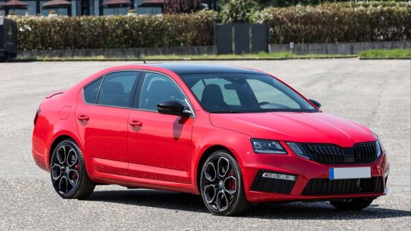 Skoda Octavia 2017 Sonrası RS Ön Tampon Panjur