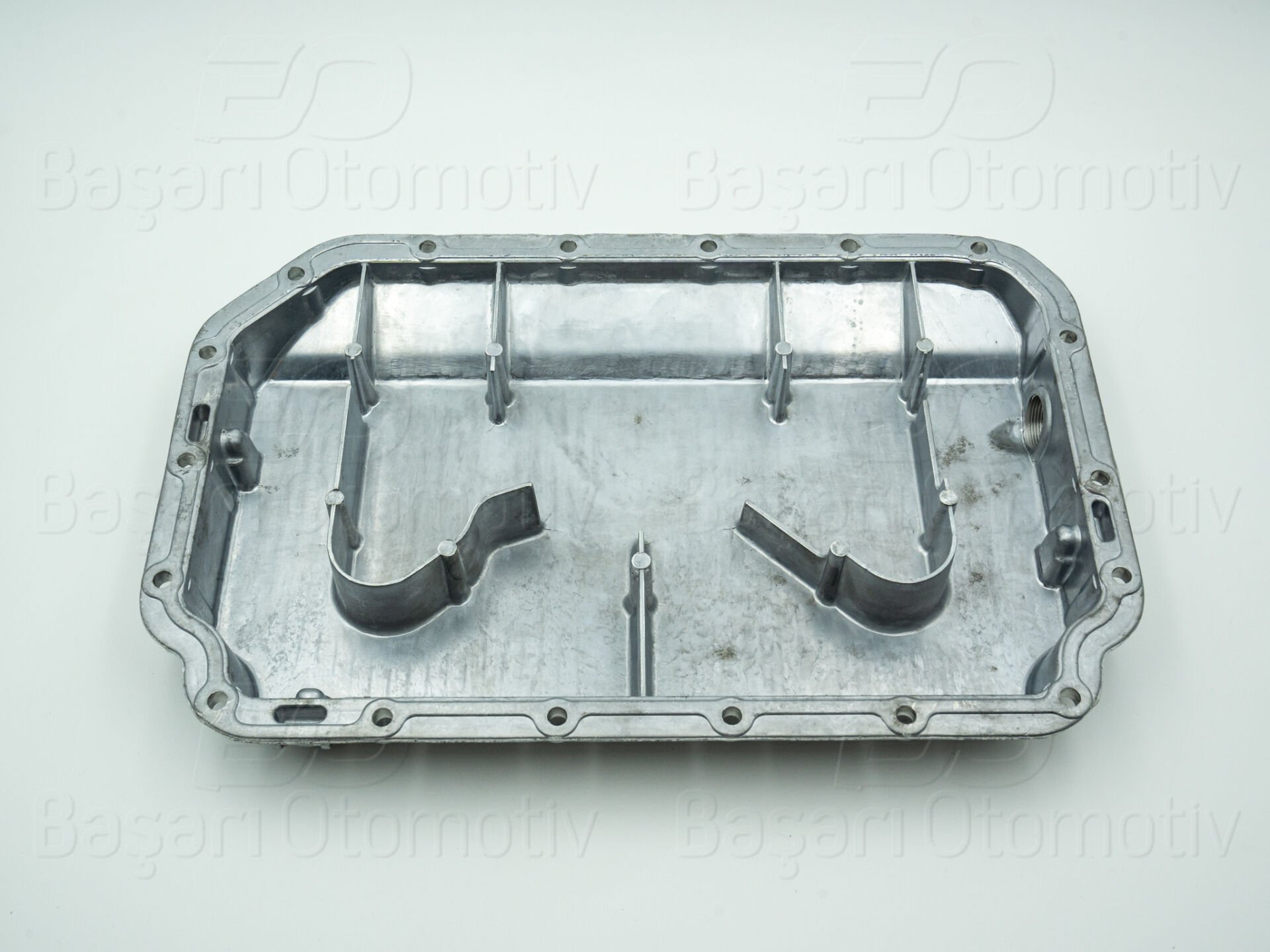 Audi A80 A100 A6 2001 ve Sonrası Uyumlu Yağ Karteri