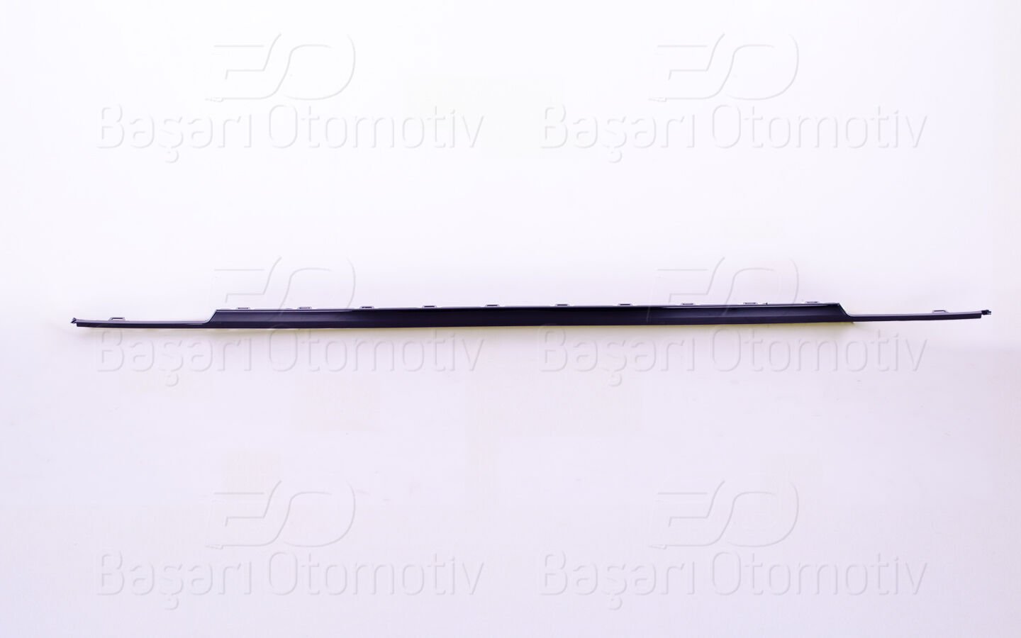 Volkswagen Tiguan Tampon Çıtası Arka Siyah R-Line 16-20