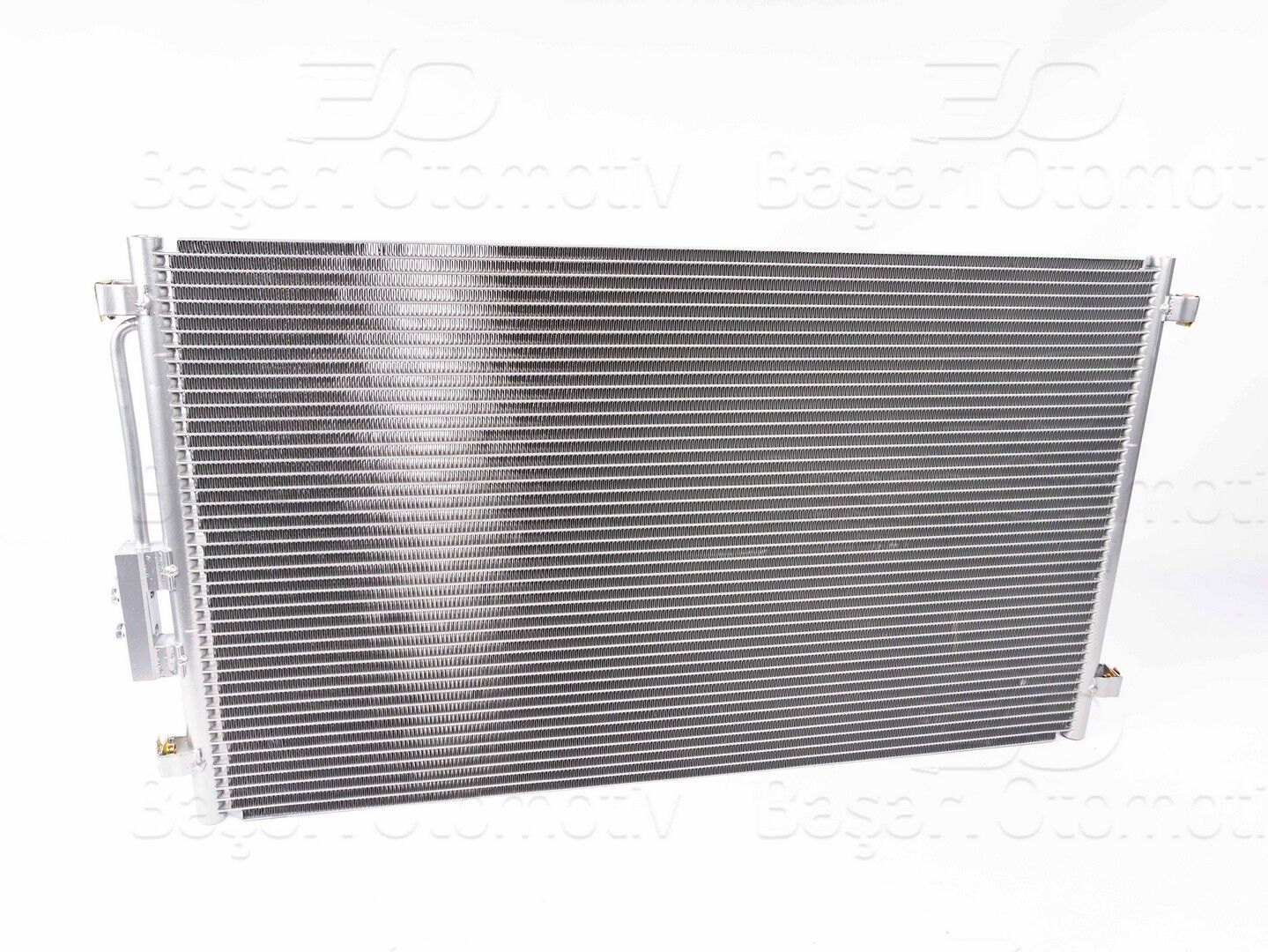 Chrysler Voyager Dodge Caravan 2.4 3.3 3.8 2000-2008 Klima Radyatörü (MT-AT 878X439 Mm)