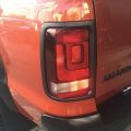 Volkswagen Amarok Stop Lamba Çerçevesi Siyah Renk Sağ ve Sol Set - Dayanıklı ve Şık Tasarım