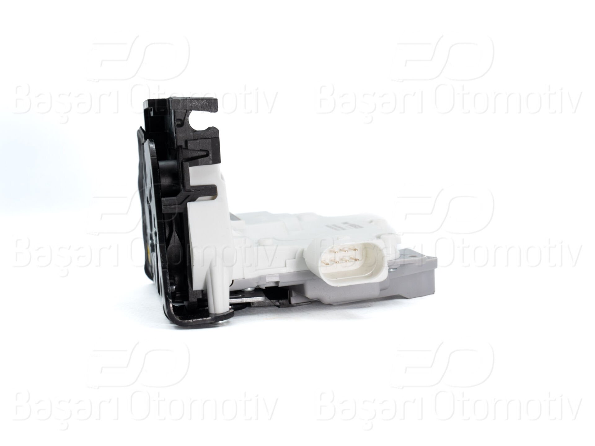 Volkswagen Passat Tiguan Skoda Superb Audi Q7 Motorlu Sağ Arka Kapı Kilidi 8 Pin