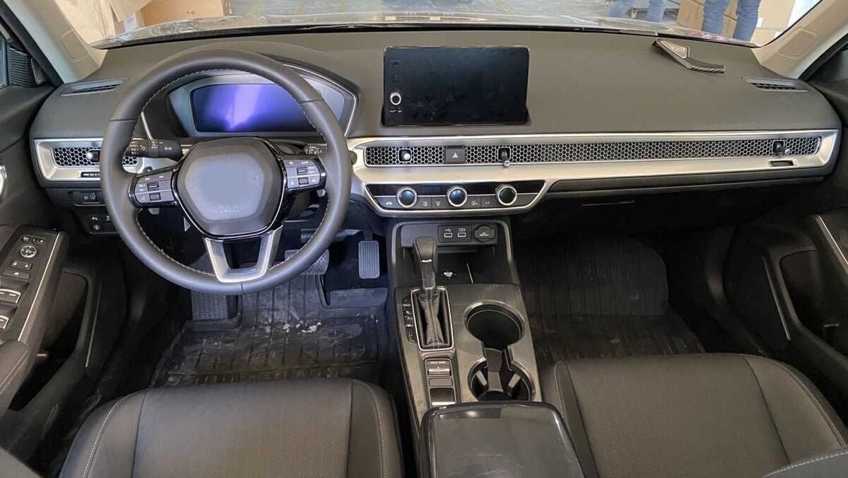 Honda Civic 2022 Göğüslük Kaplama 2 Parça - Silver