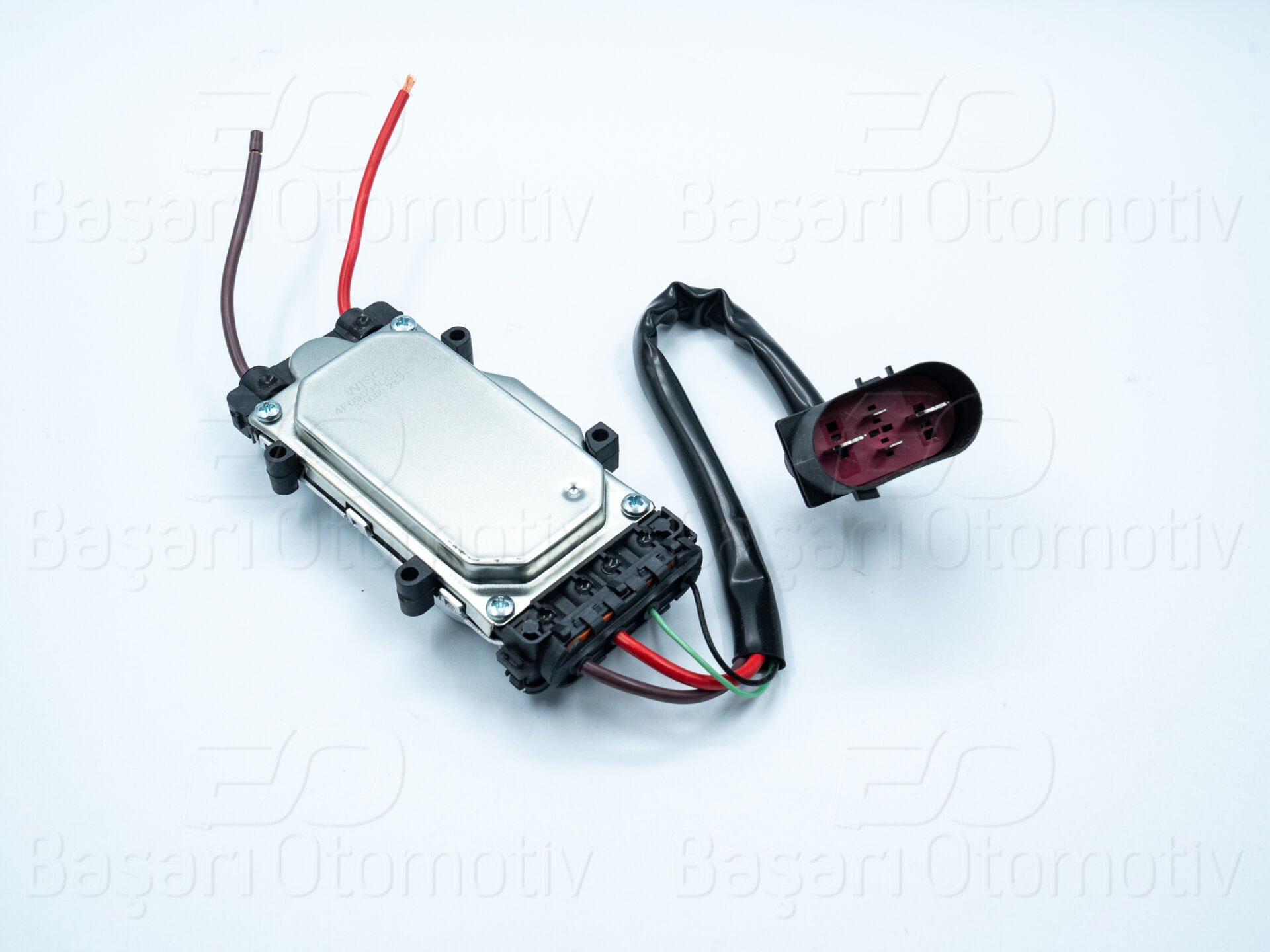 Audi A6 2006> Uyumlu Fan Kontrol Ünitesi