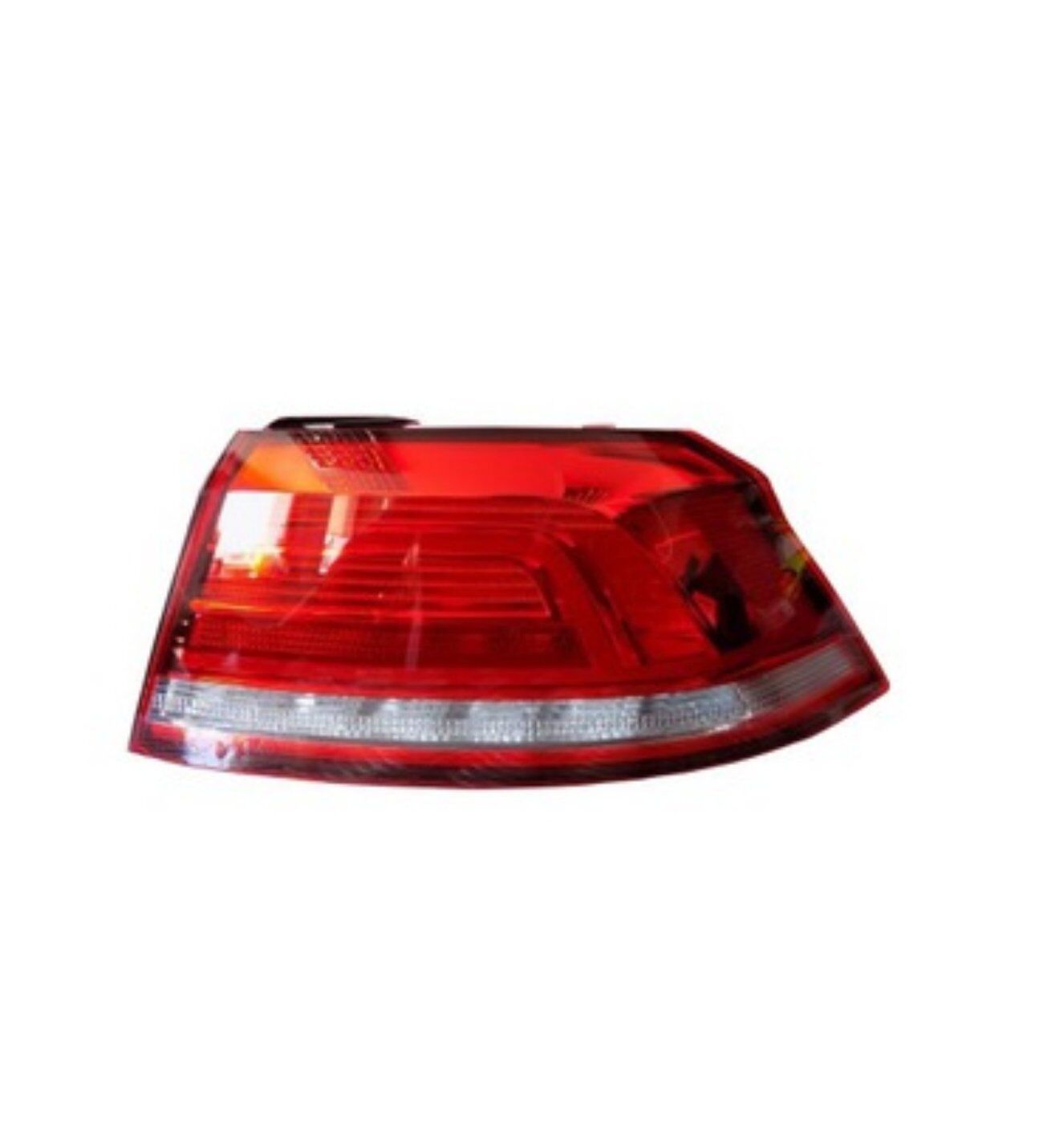 Volkswagen Passat B8 Trendline Comfortline 2014-2018 Sağ Dış Stop Lambası (LED'li)
