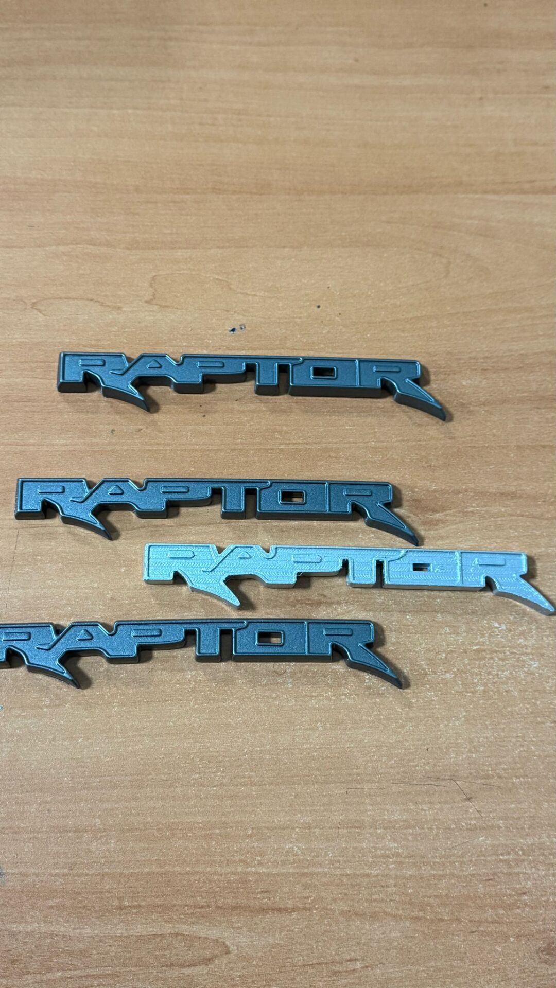 Ford Ranger F150 Gen3 Raptor Kaput Kaplama Scoop Yazısı 2 Adet