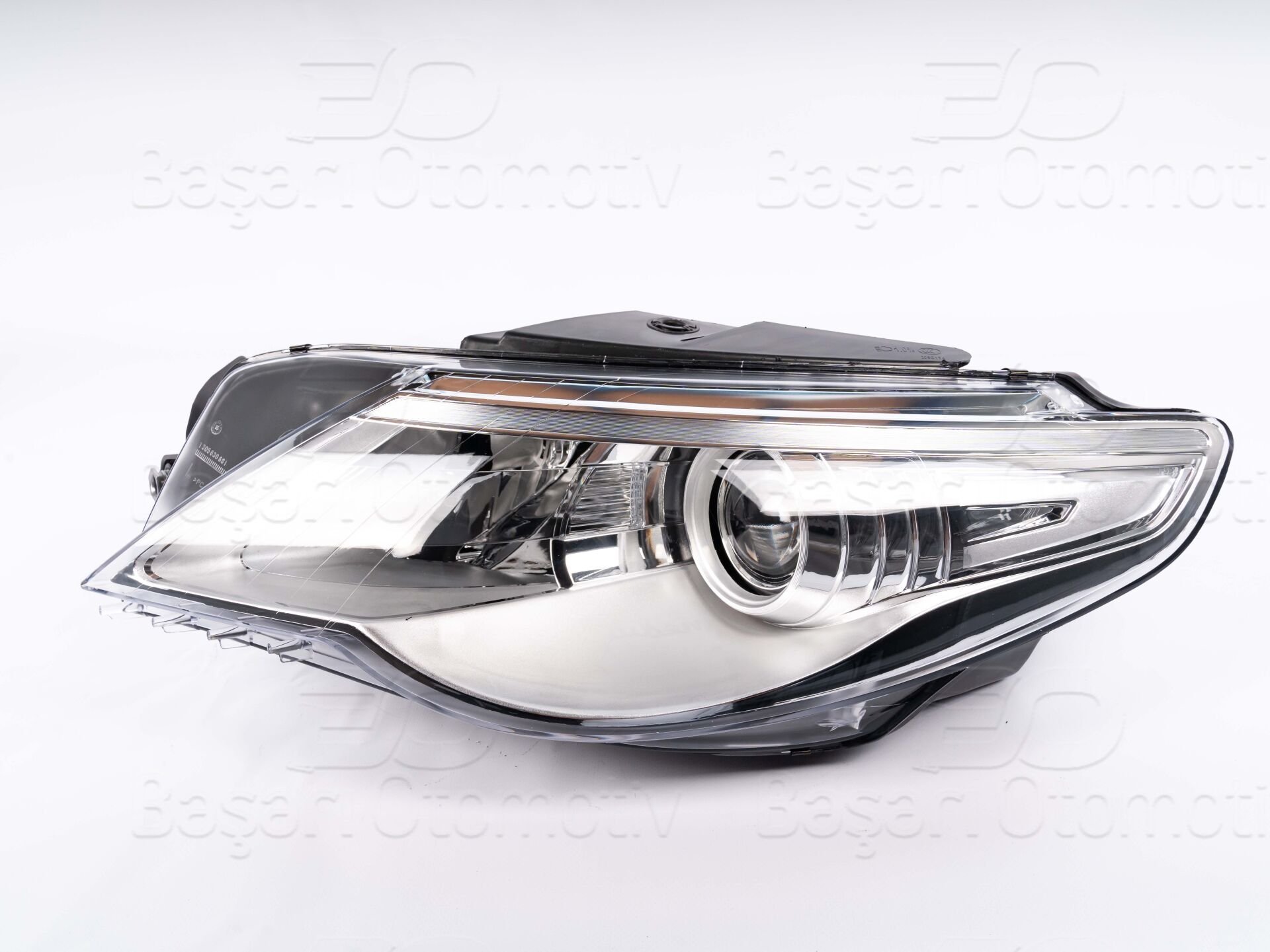 Volkswagen Passat CC 2009 ve Sonrası Sol Xenon Far