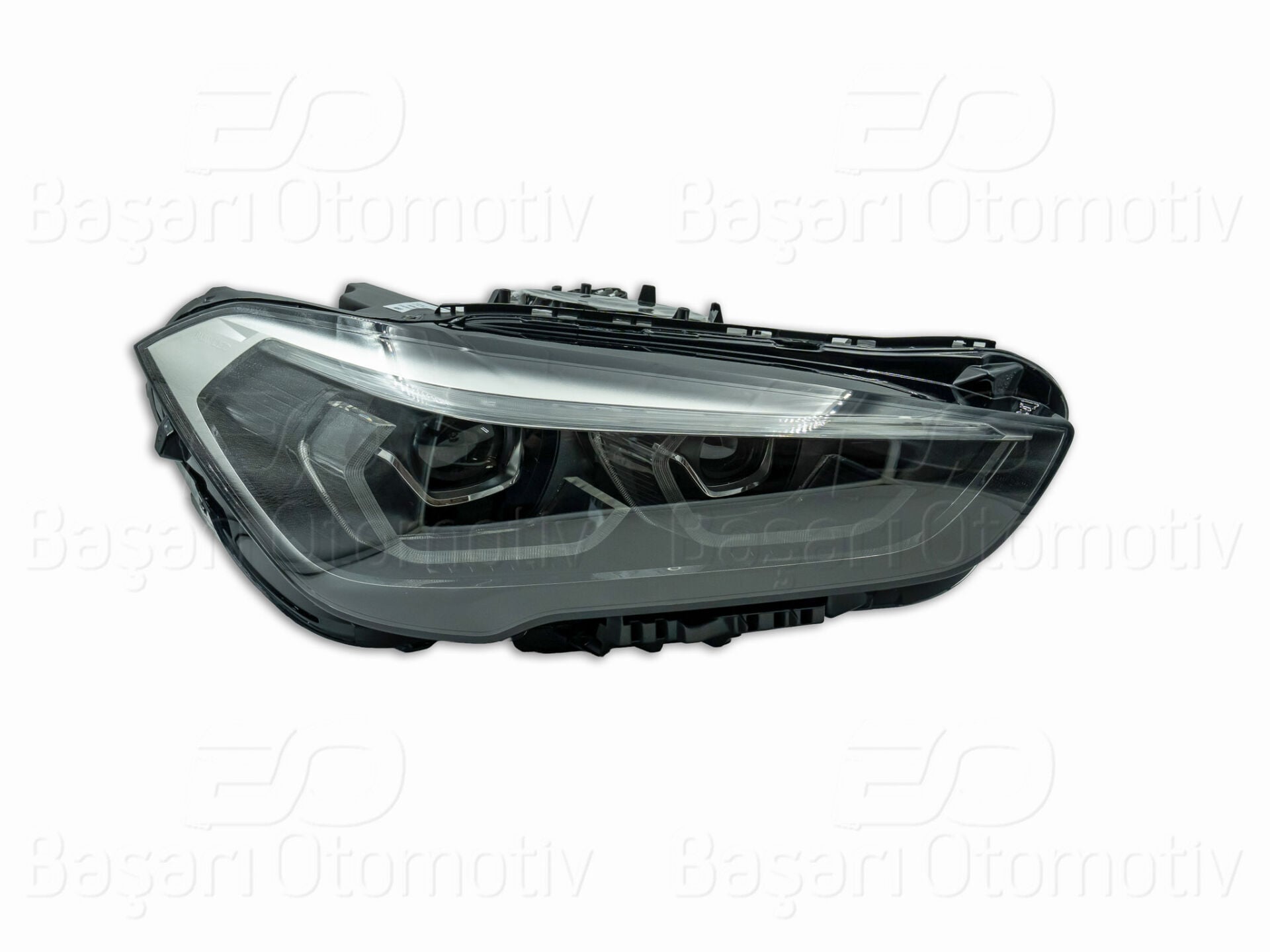 BMW X1 2019 Sonrası Far Sağ LED (93119477812)