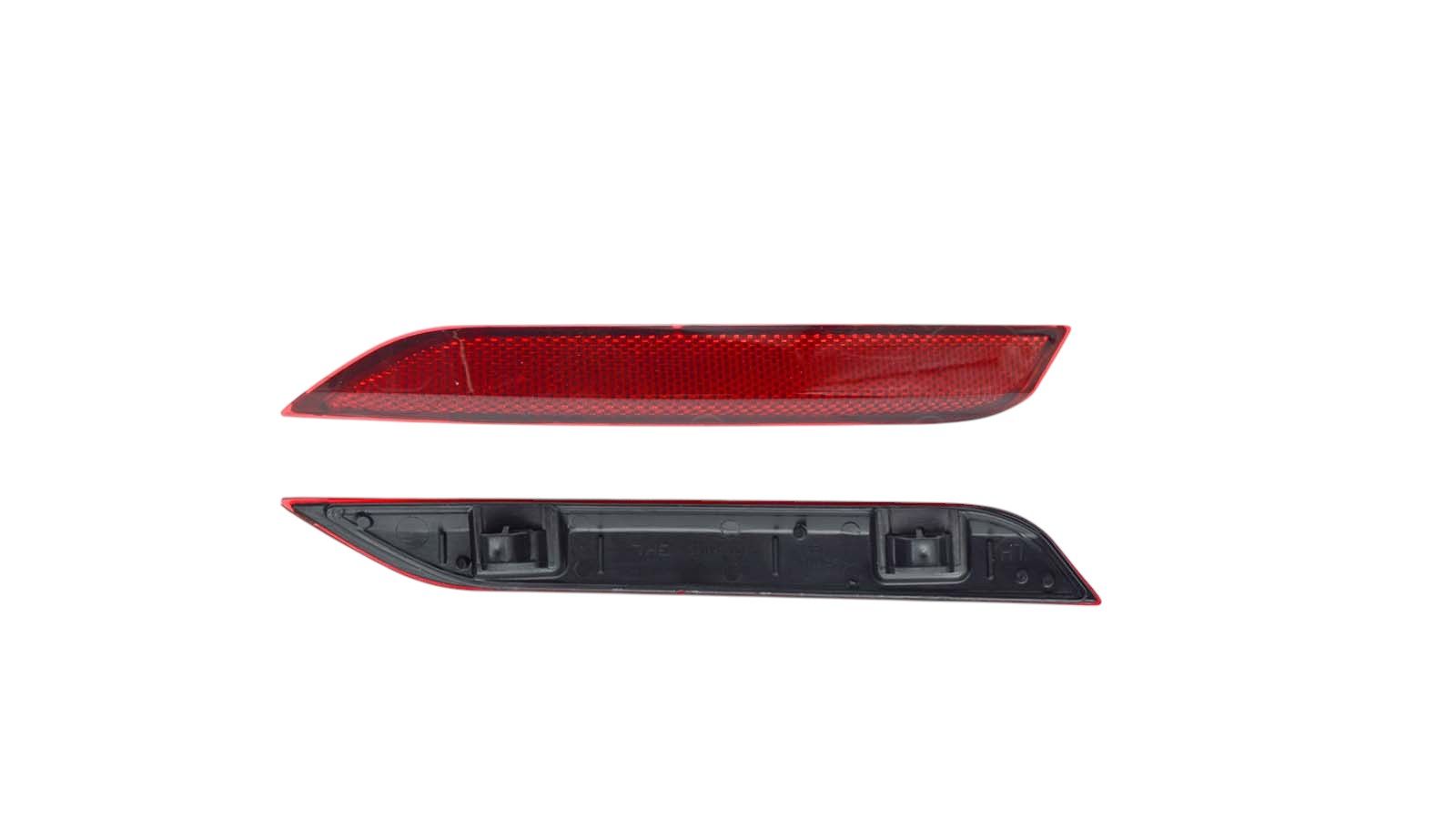 Volkswagen Polo 2015> Arka Sol Tampon Reflektörü