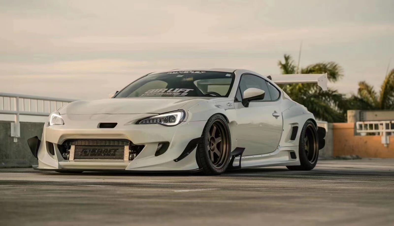 Subaru Brz Toyota GT86 2012 2020 Model Arası Rocket Bunny (Pandem V3 ) Body Kit Spoiler Dahil