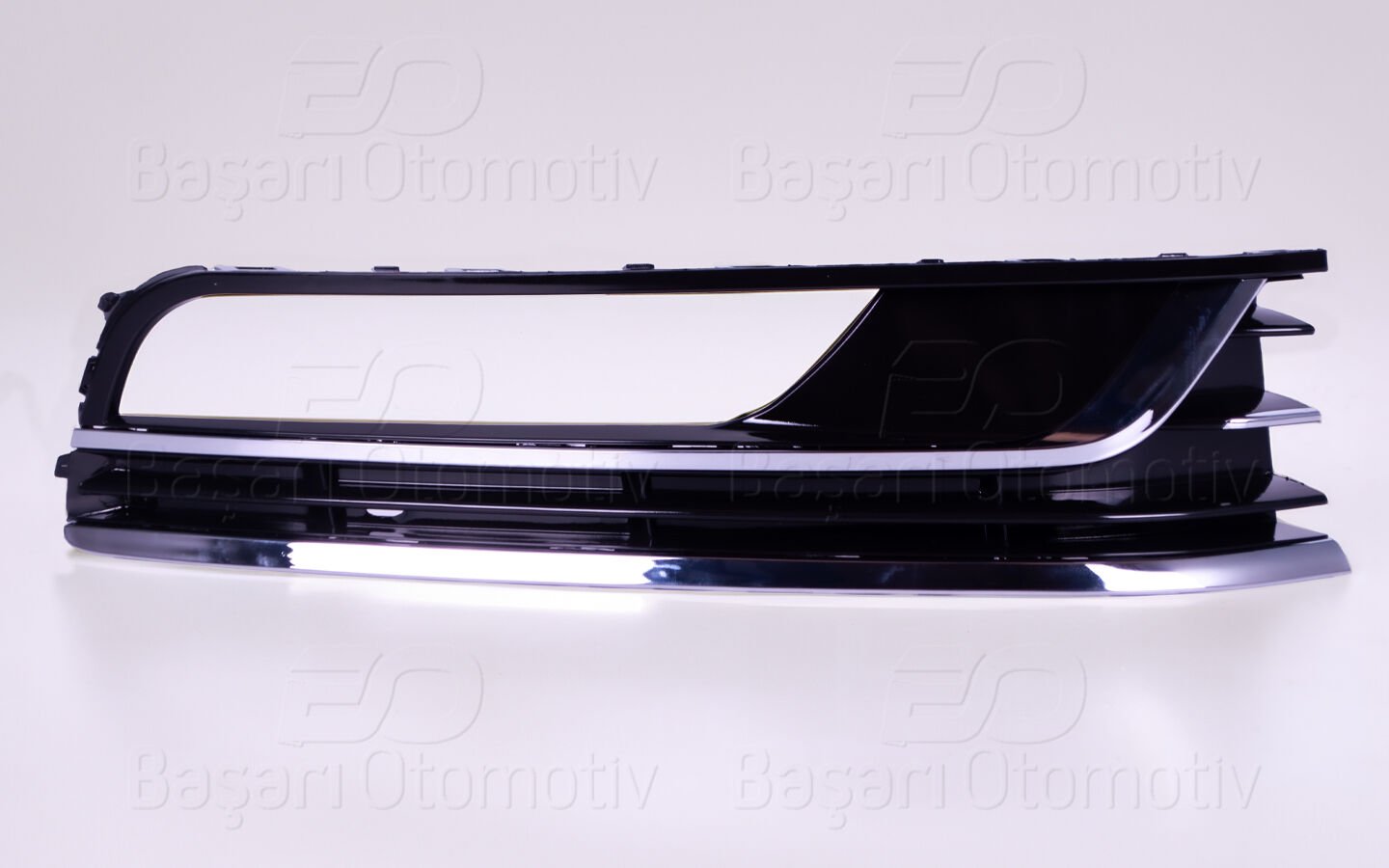 Volkswagen Passat B7 2011-2014 Sağ Sisli Uç Nikelajlı Tampon Izgarası