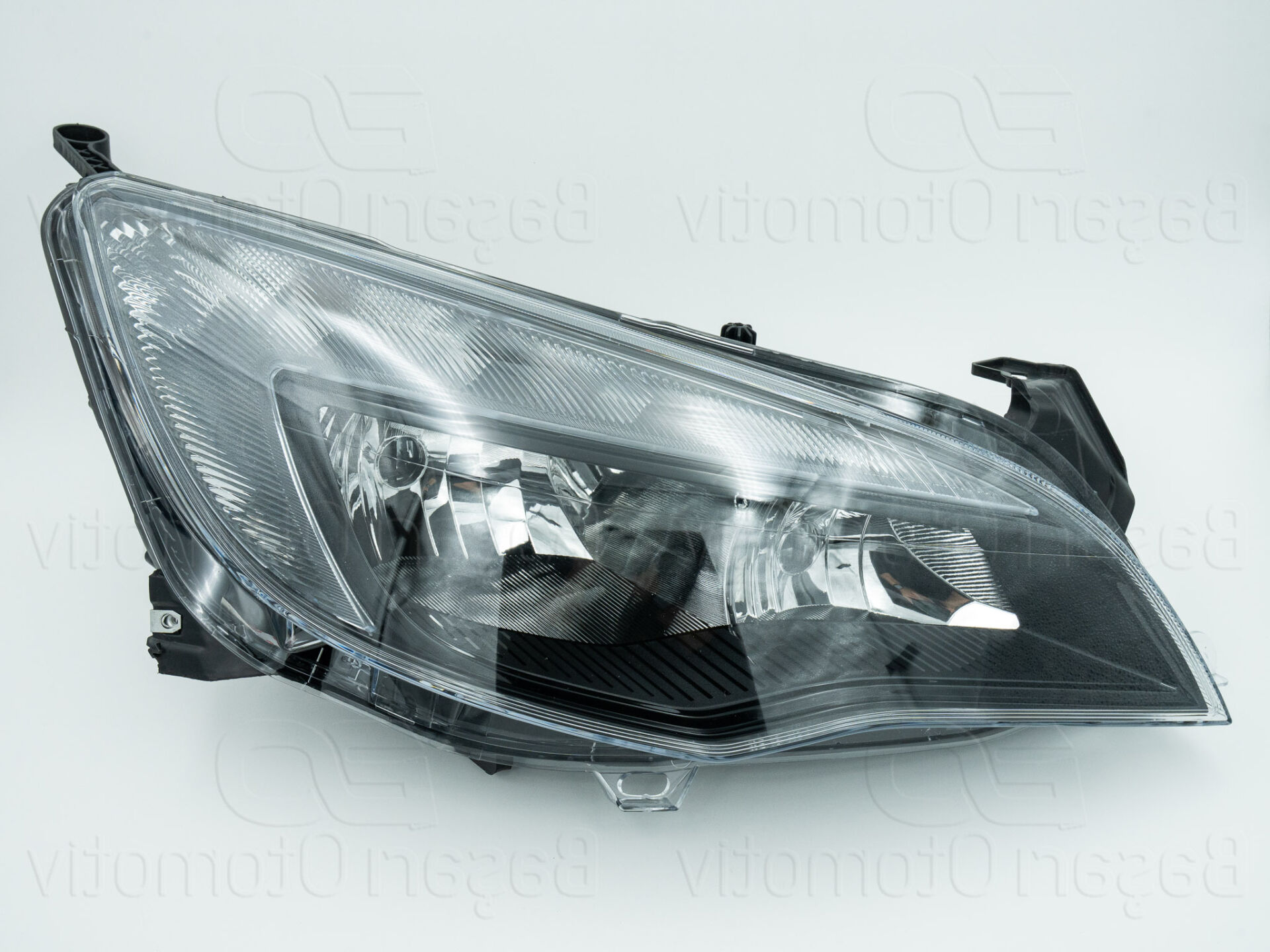 Opel Astra J 2012 Sonrası LED Motorlu Sağ Far