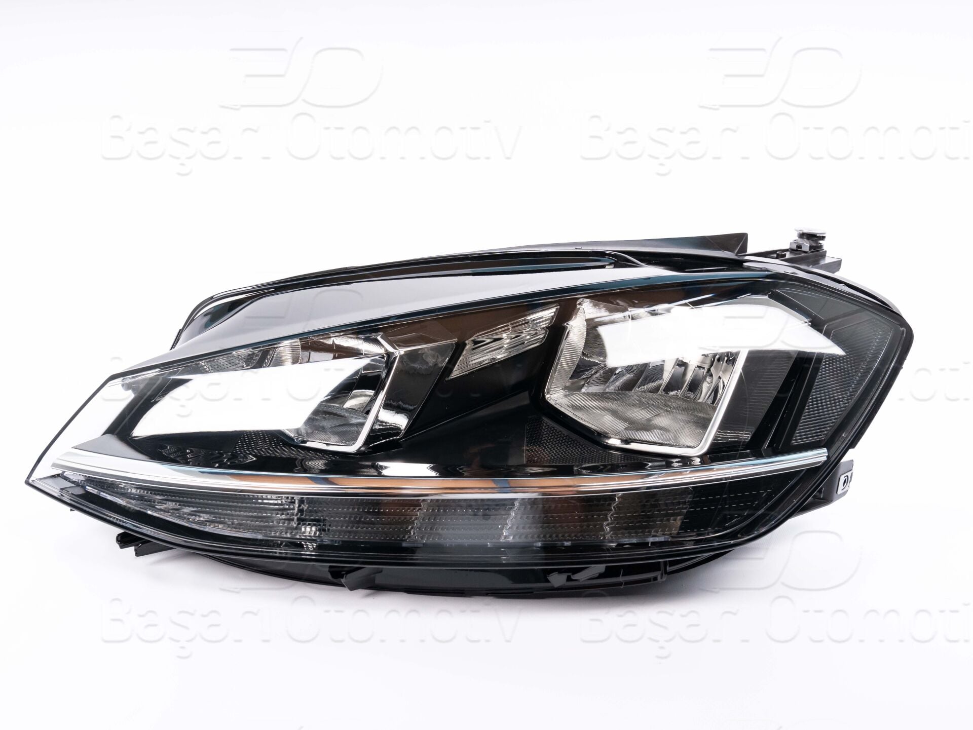 Volkswagen Golf 7.5 2017-2020 Far Sol Halojen