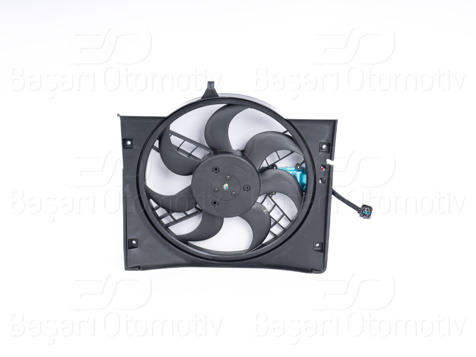 BMW E46 2.0 2000 Fan Motoru