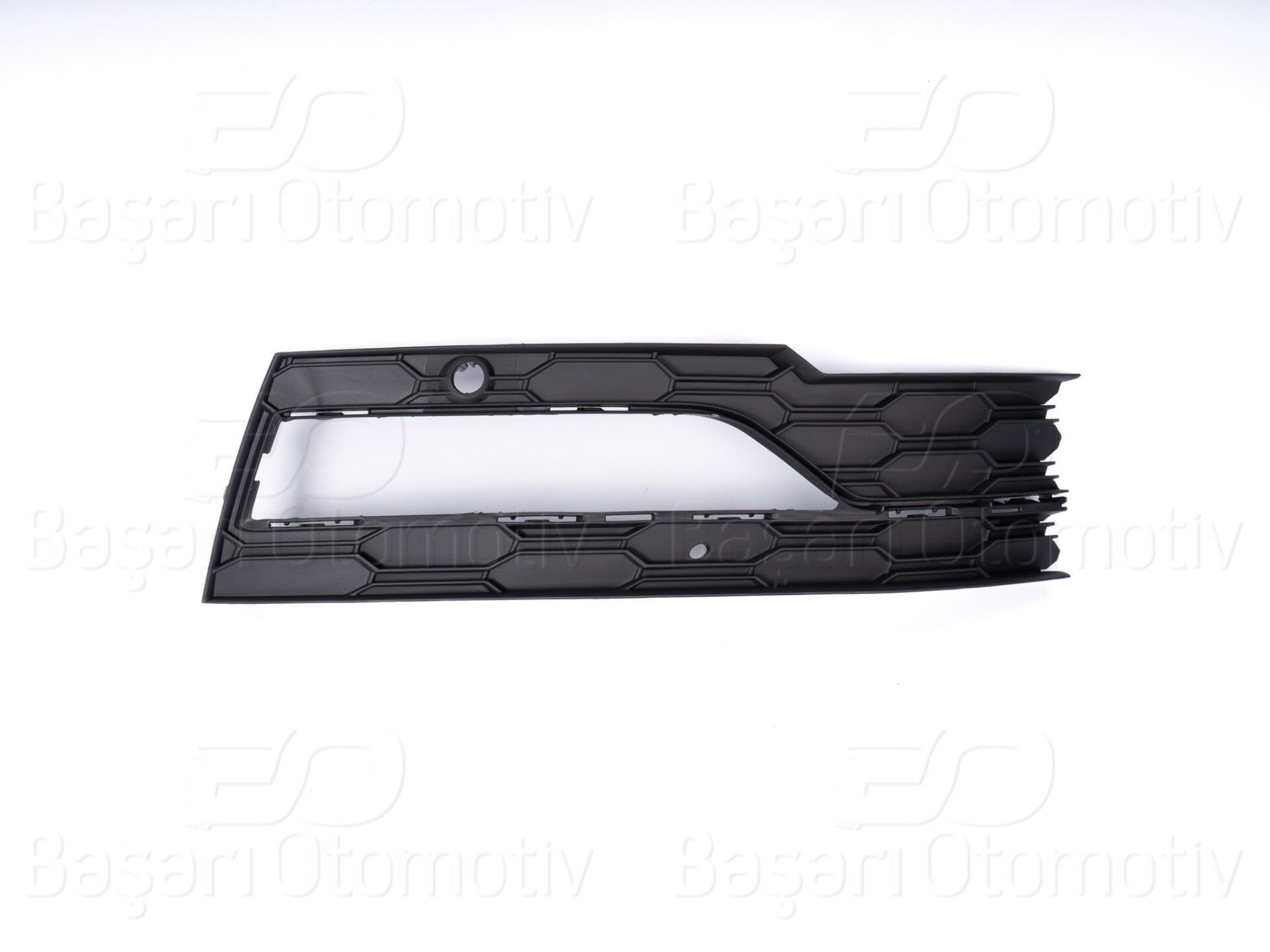 Skoda Octavia 4 2020 ve Sonrası Ön Sağ Tampon Izgarası