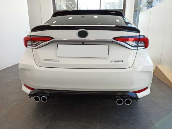 COROLLA 2019+ IÇIN UYUMLU BAGAJ USTÜ SPOILER B DIZAYN (PIANO BLACK)