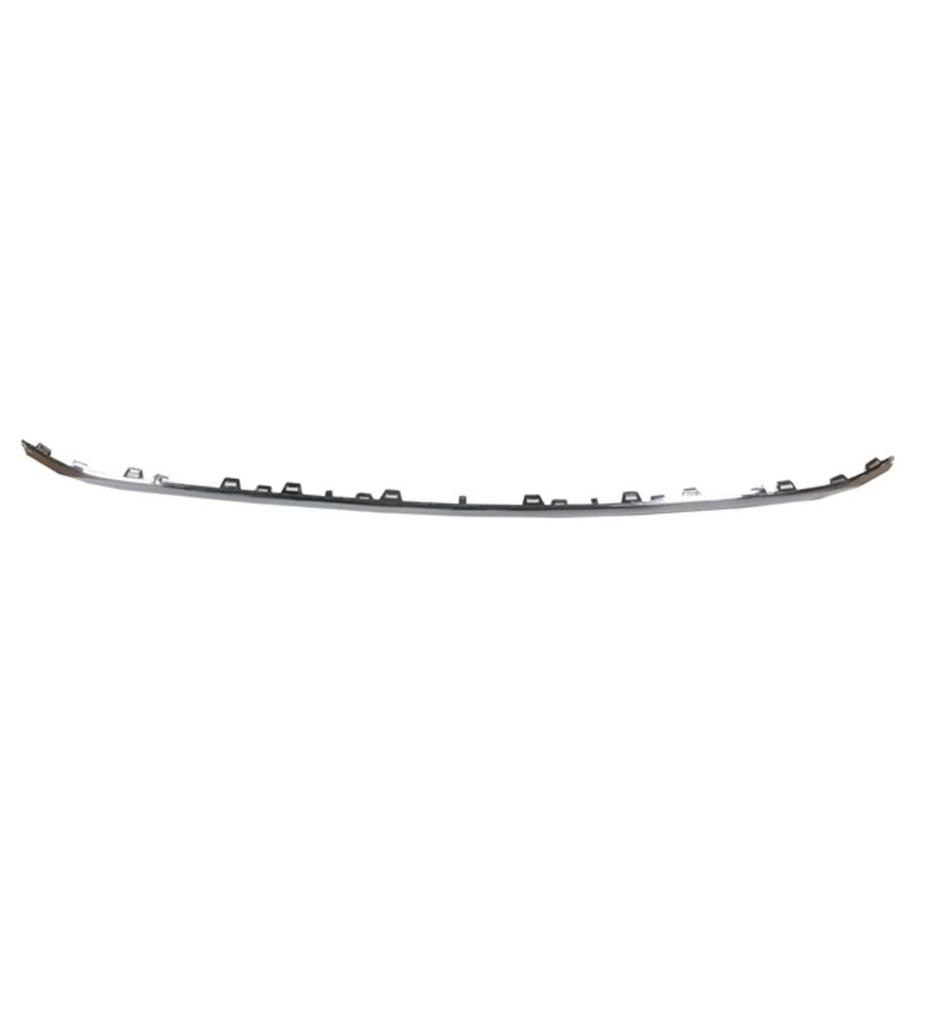 Volkswagen Passat B8 Nikelajlı Ön Orta Tampon Çıtası