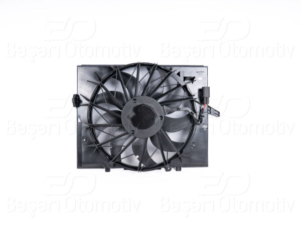 BMW E60 5.25 5.30İ 2005 Fan Motoru Davlumbazlı