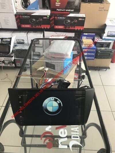 BMW E90 MULTİMEDYA CARPLAY-AND AUTO KAMERA 4+32GB