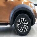 Nissan Navara NP300 2016 Çıkıntılı Civatalı Çamurluk Kaplama Dodik Tek Depo