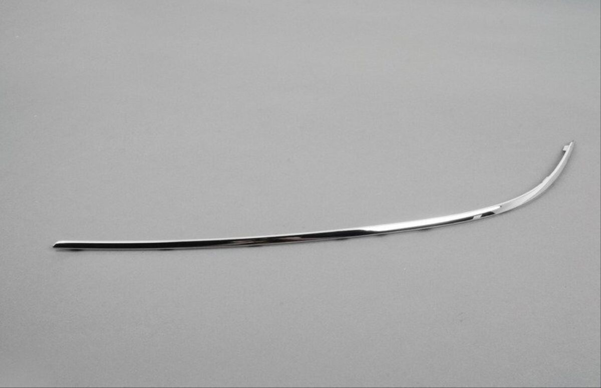 Mercedes W212 E Serisi 2009-2013 (Makyajsız Kasa) Uyumlu Yedek Parça Ön Tampon Nıkelajı- Sağ - 2128850421