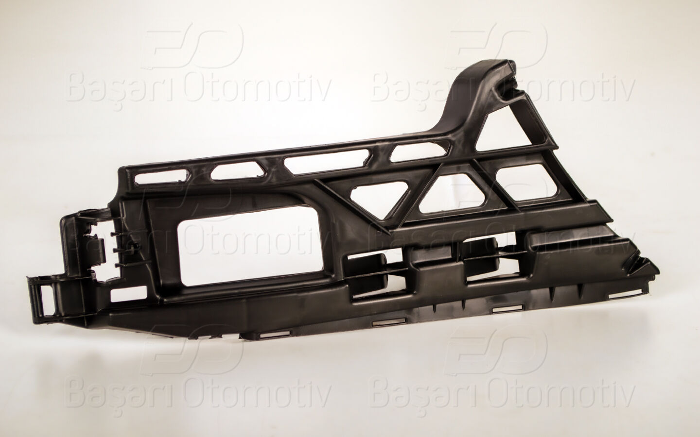 Volkswagen Golf 5 Jetta 2003 ve Sonrası Tampon Braketi Ön Sağ