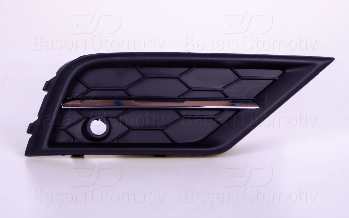 Volkswagen Tiguan 2016-2020 Sağ Sisli Nikelajlı Sensörlü Tampon Izgarası