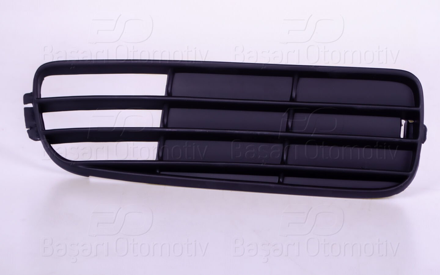 Audi 80 1992 Uyumlu Sağ Tampon Izgarası