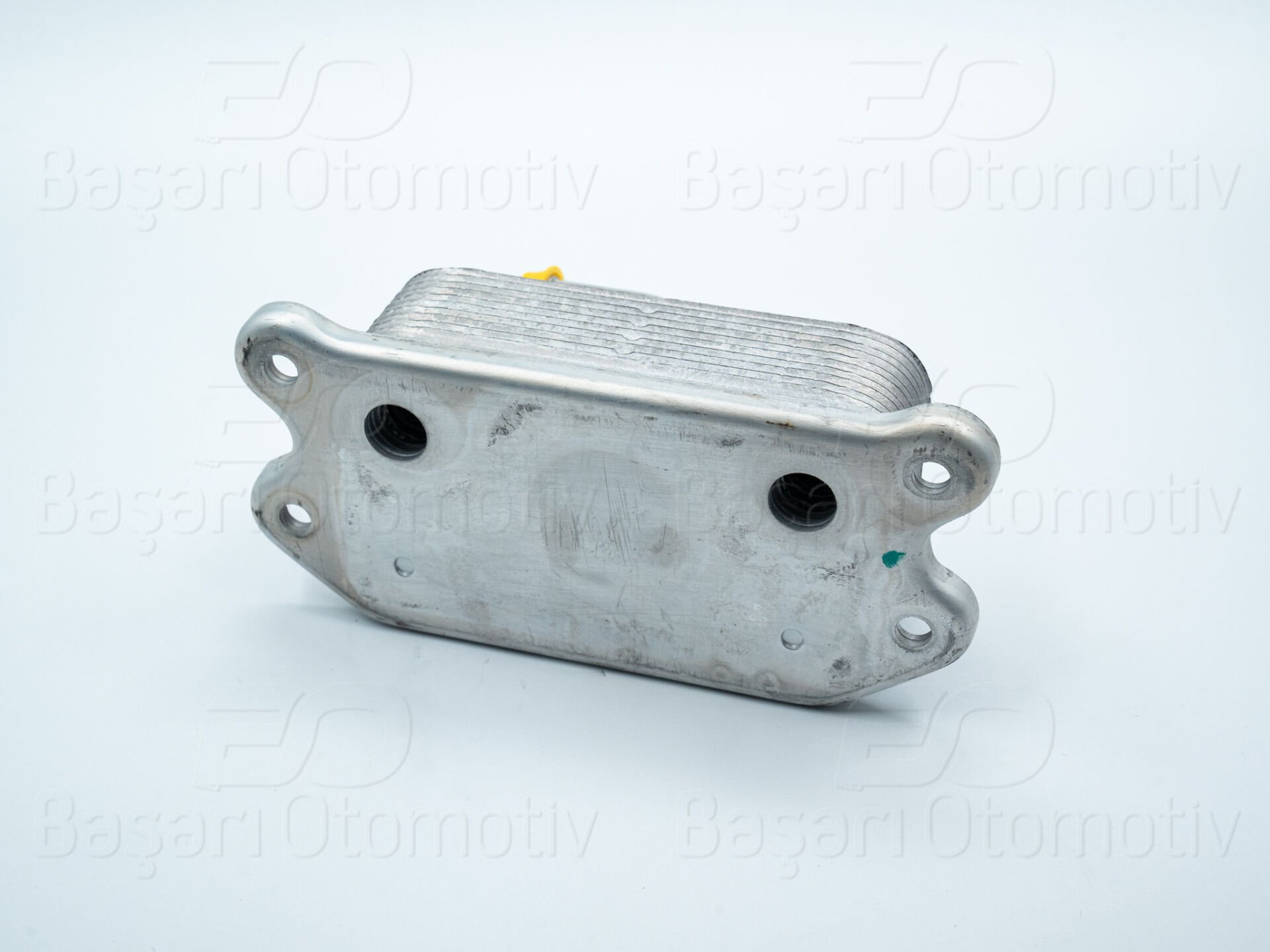 Volvo S80 1998 ve Sonrası Uyumlu Yağ Soğutucusu