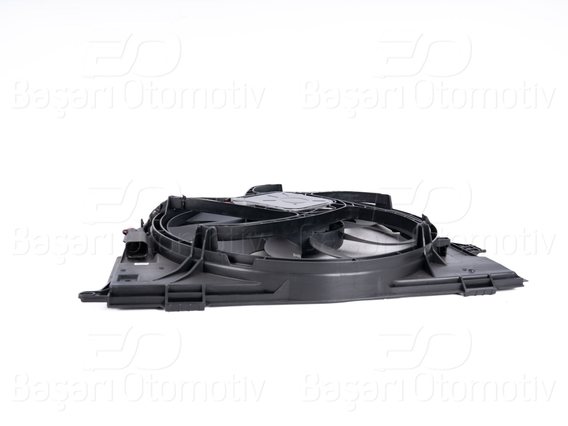 BMW F20 F36 600W Fan Motoru Davlumbazlı 2011-2019